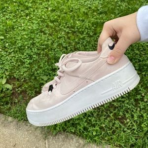 pink women's air force 1 sage low